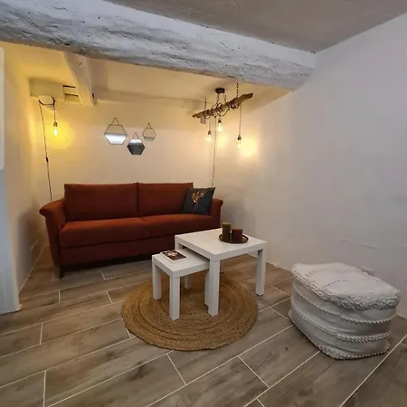 Apartment Charming Haut-de-cagnes